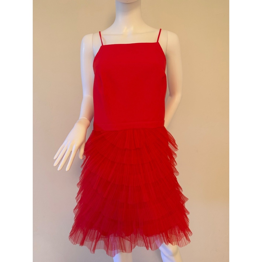 BCBGMAXAZRIA Red Tulle Tiered Cocktail Dress‎ Square Neck Size 12 New